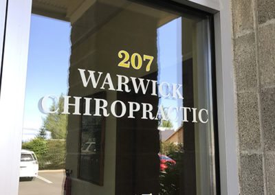 warwick chiropratica door